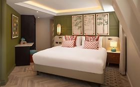 Corus Hyde Park Hotel
